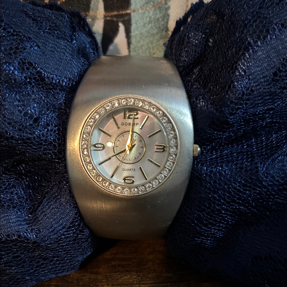Gossip GSP660 Watch with Crystal Details